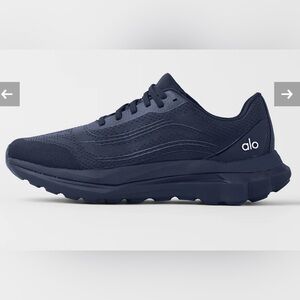 Alo Runner , in Navy blue unisex